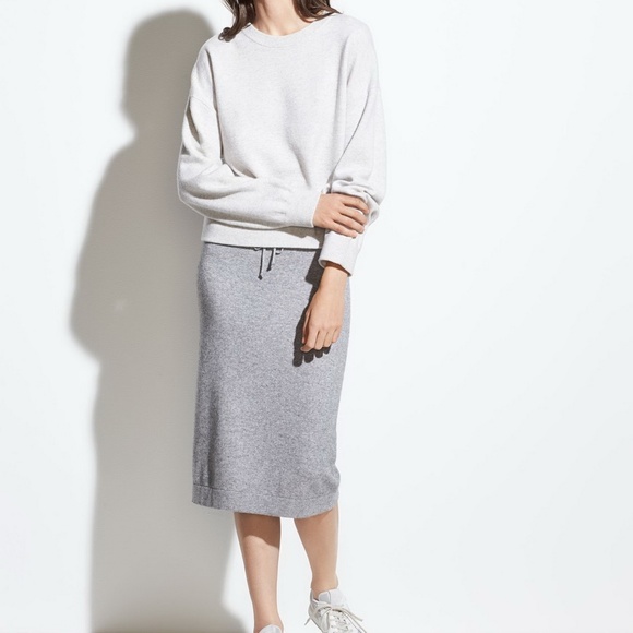 NWT Vince Stylishly Chic Cashmere Sweater - Picture 2 of 8